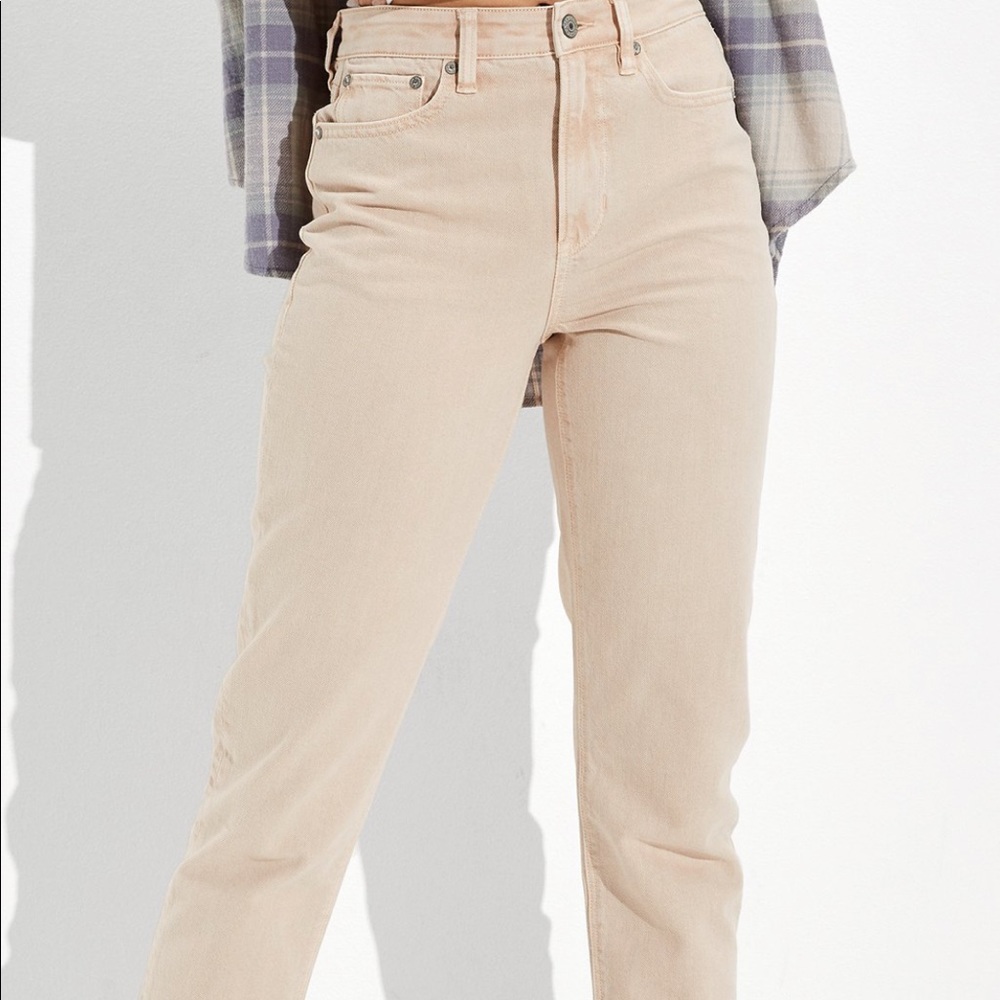 American Eagle Mom straight fit jeans